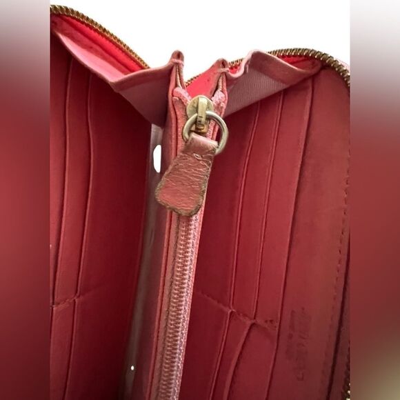 JIMMY CHOO Pink Star-Studded Long Wallet - Picture 7 of 16